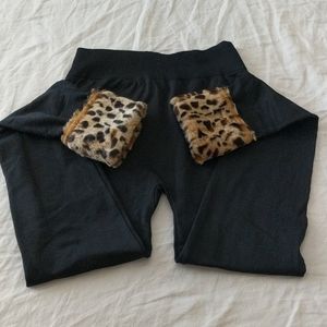 Black Leggings w/ Leopard Prink Ankle Cuffs